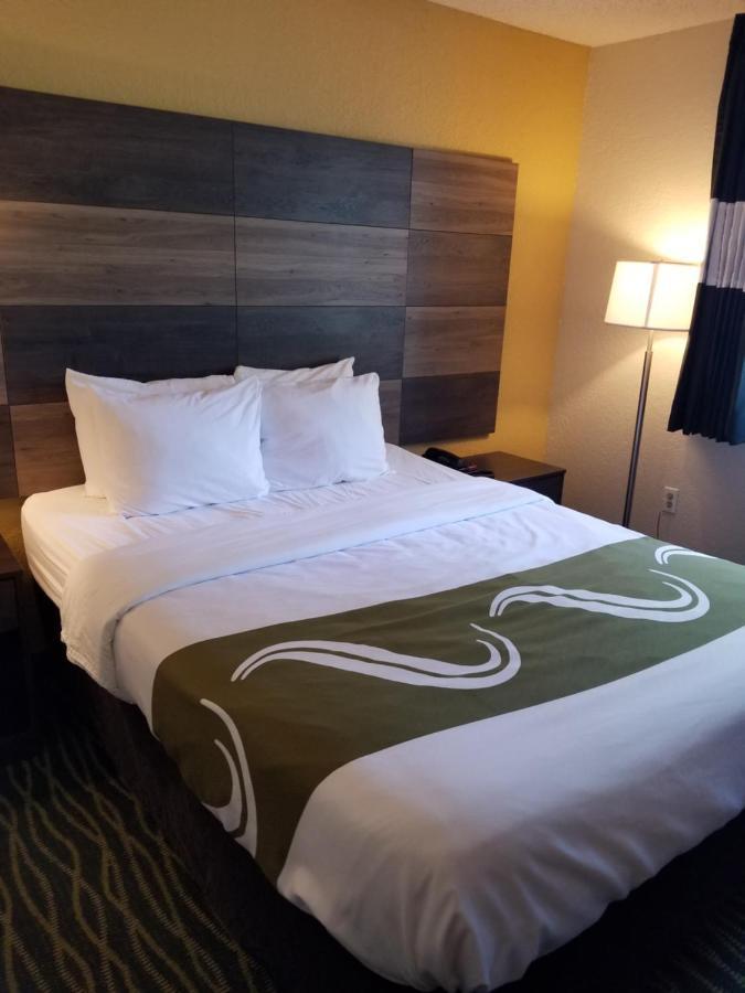 Quality Inn & Suites Leesburg Chain Of Lakes Εξωτερικό φωτογραφία