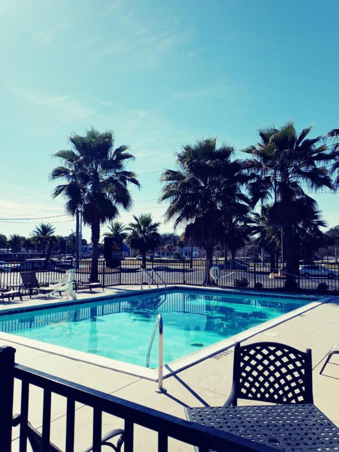 Quality Inn & Suites Leesburg Chain Of Lakes Εξωτερικό φωτογραφία