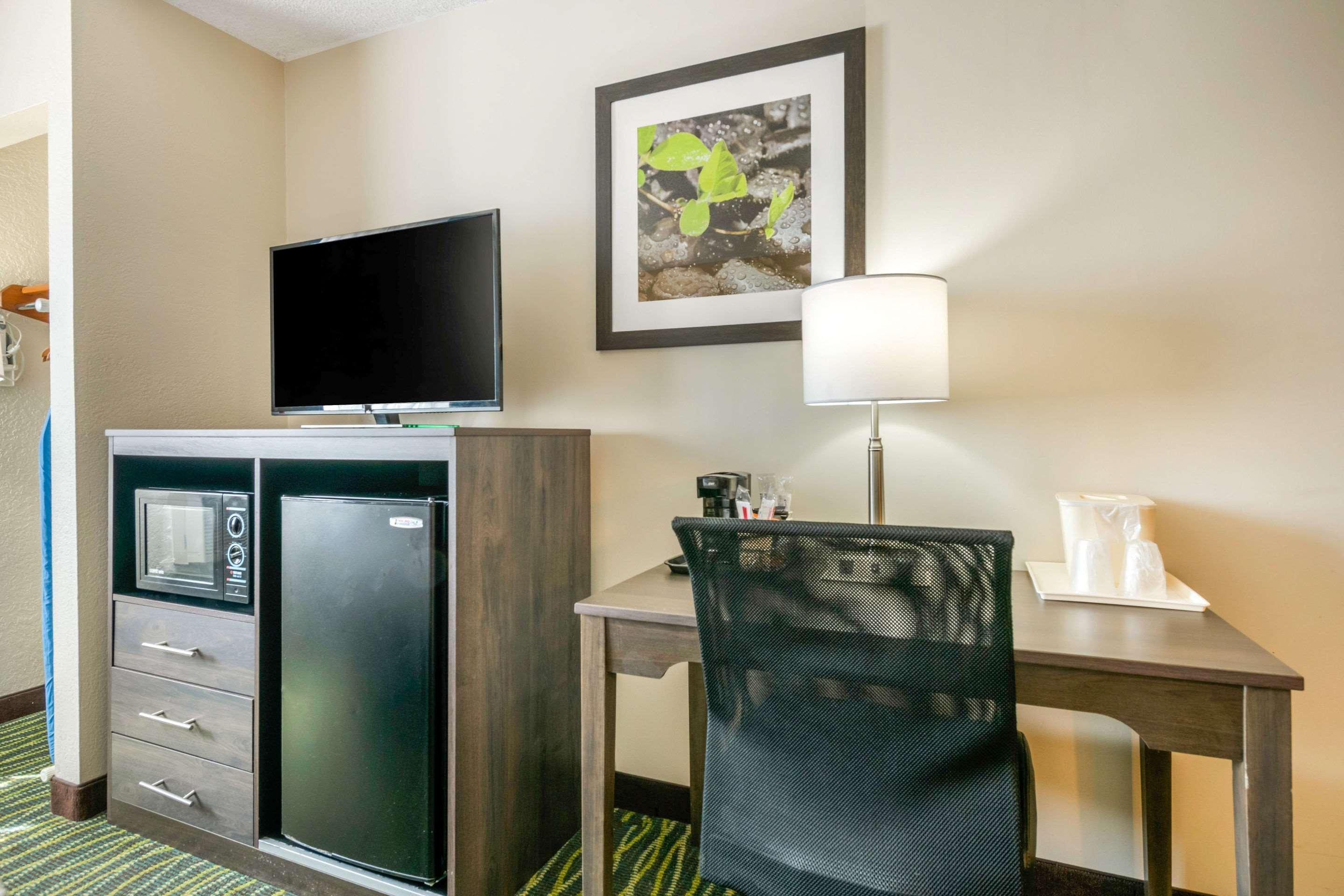 Quality Inn & Suites Leesburg Chain Of Lakes Εξωτερικό φωτογραφία