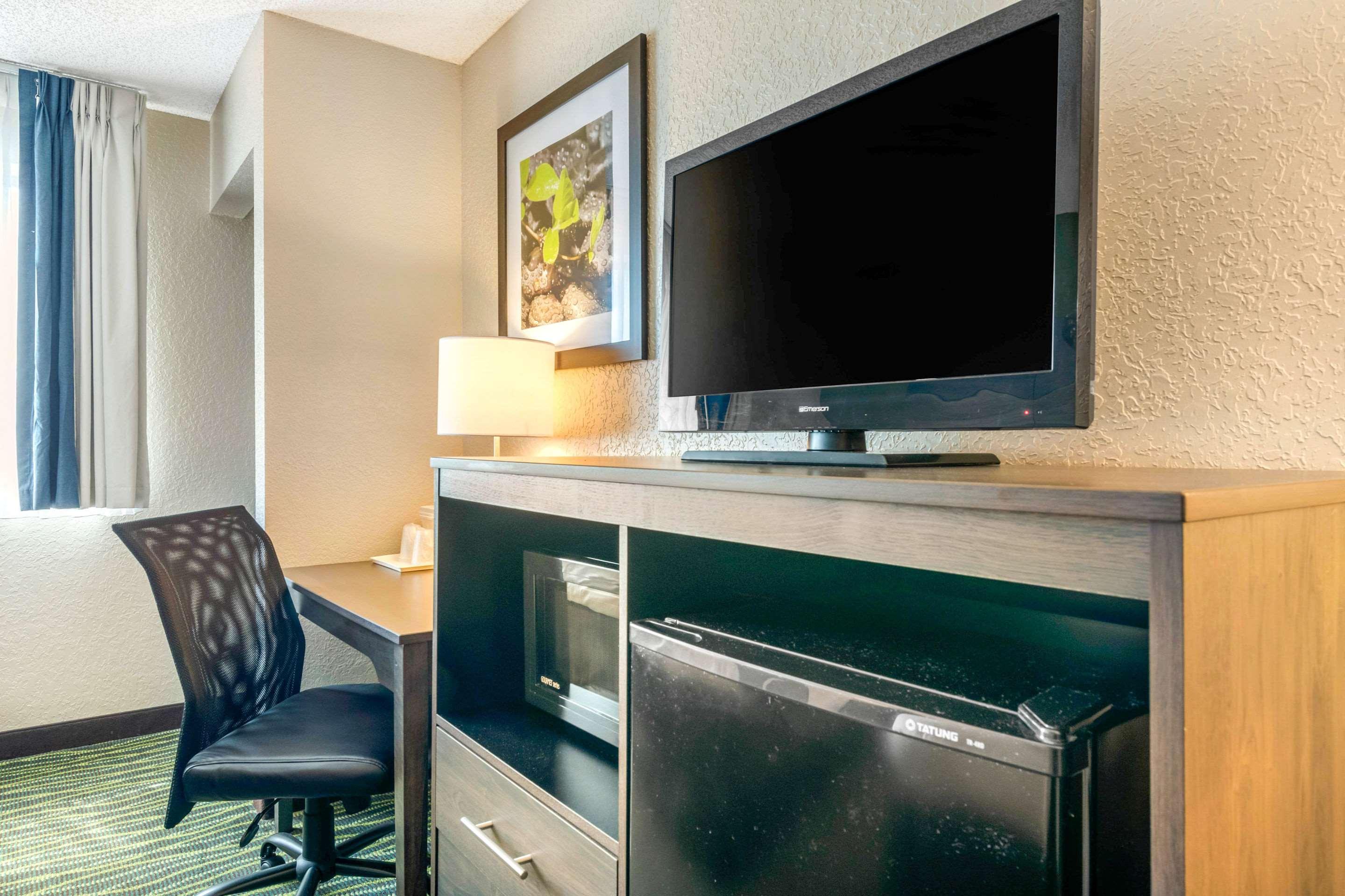 Quality Inn & Suites Leesburg Chain Of Lakes Εξωτερικό φωτογραφία