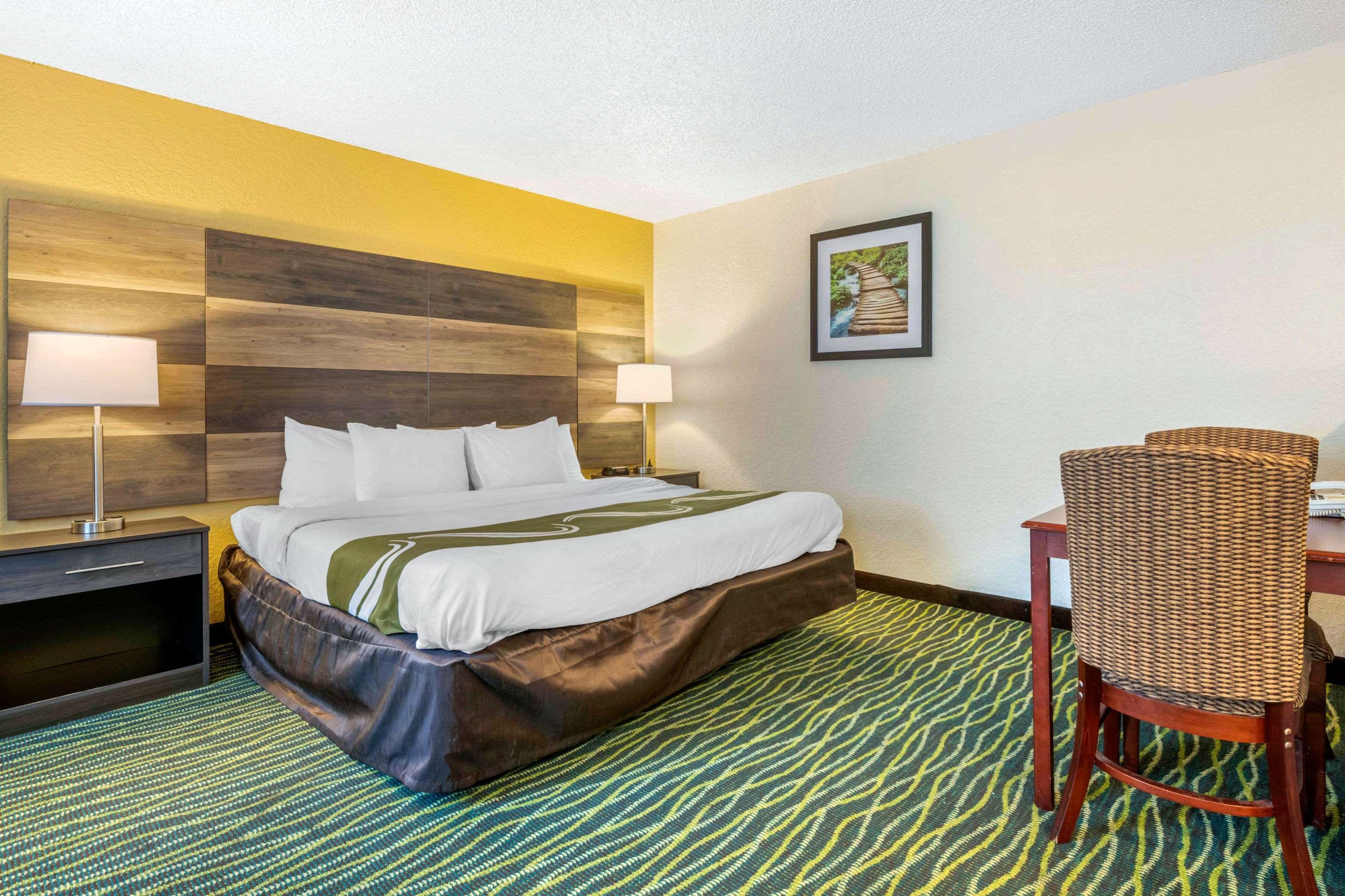 Quality Inn & Suites Leesburg Chain Of Lakes Εξωτερικό φωτογραφία