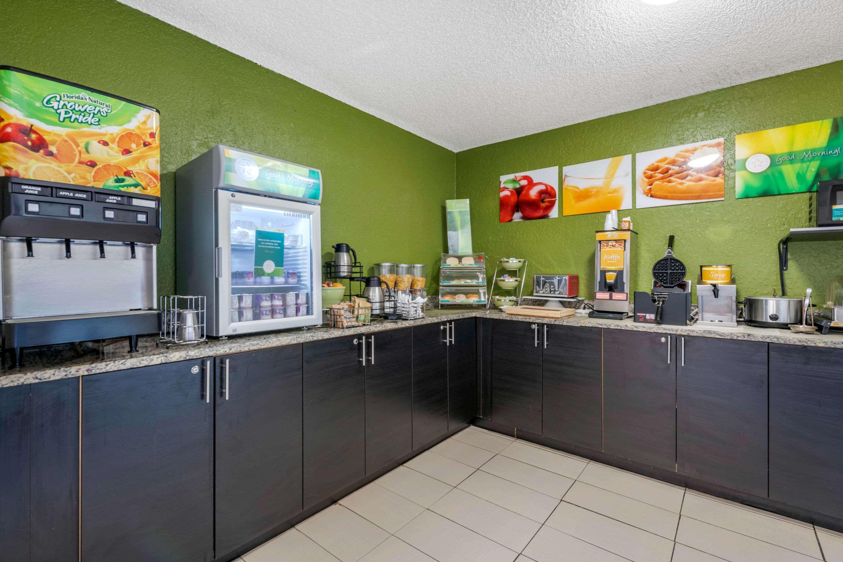 Quality Inn & Suites Leesburg Chain Of Lakes Εξωτερικό φωτογραφία