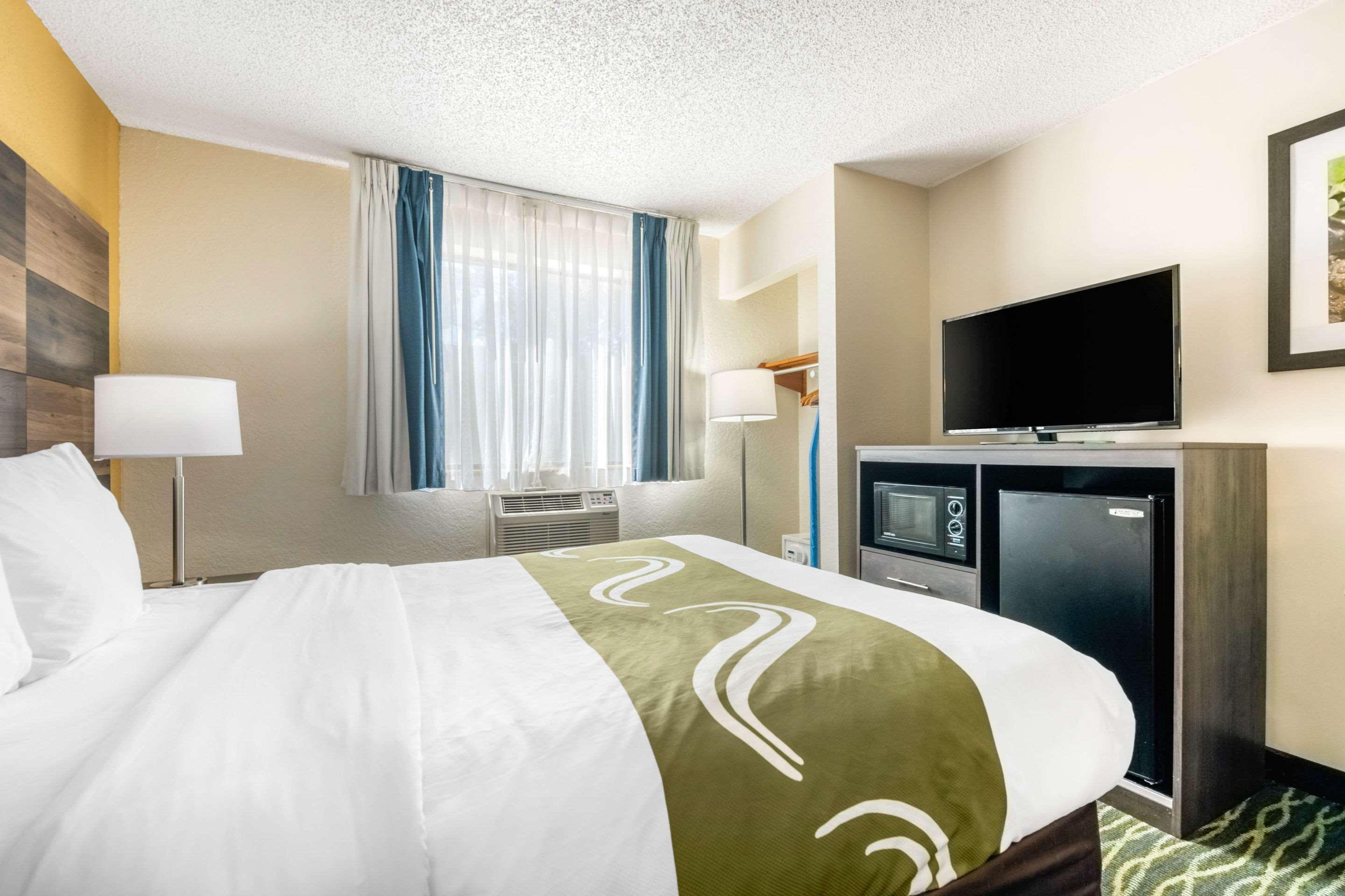 Quality Inn & Suites Leesburg Chain Of Lakes Εξωτερικό φωτογραφία