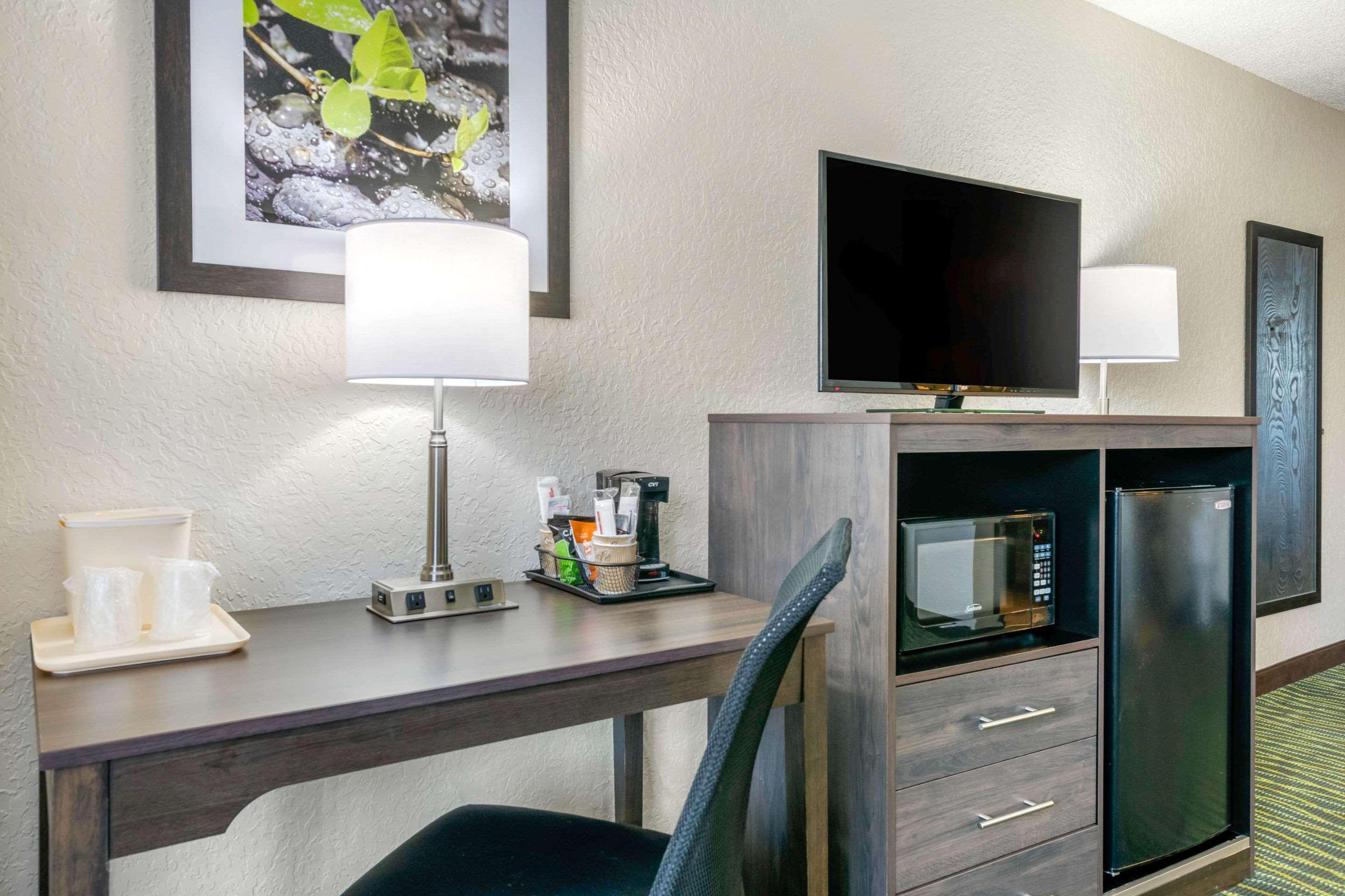 Quality Inn & Suites Leesburg Chain Of Lakes Εξωτερικό φωτογραφία