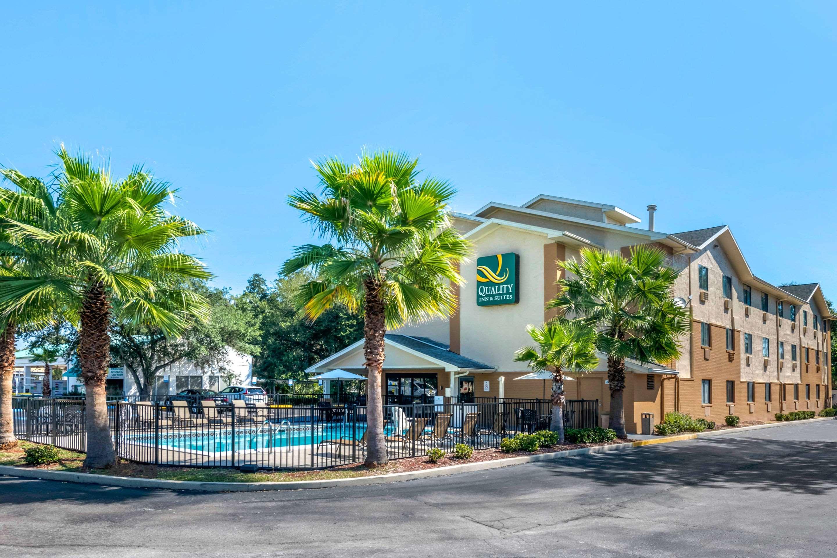Quality Inn & Suites Leesburg Chain Of Lakes Εξωτερικό φωτογραφία