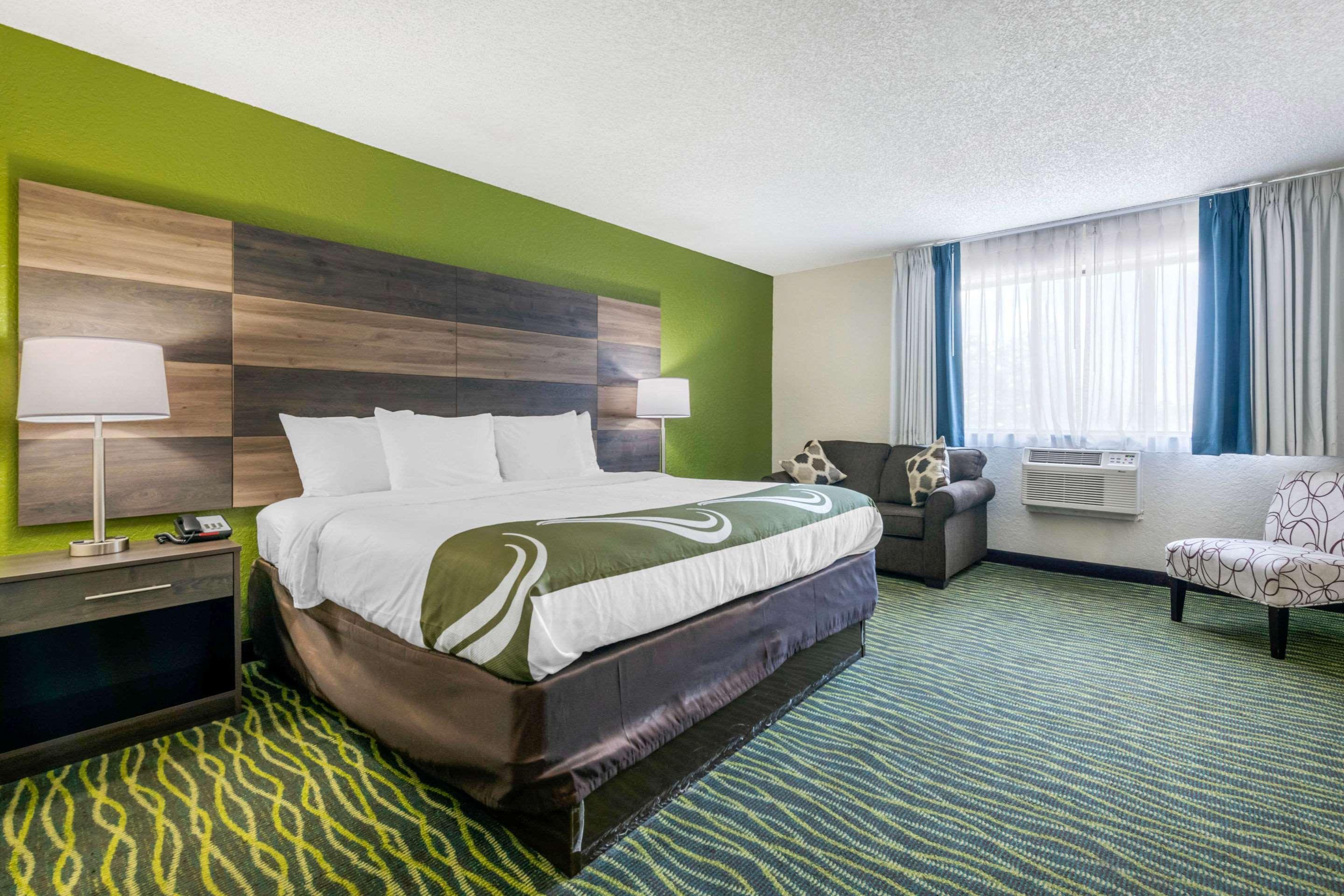Quality Inn & Suites Leesburg Chain Of Lakes Εξωτερικό φωτογραφία