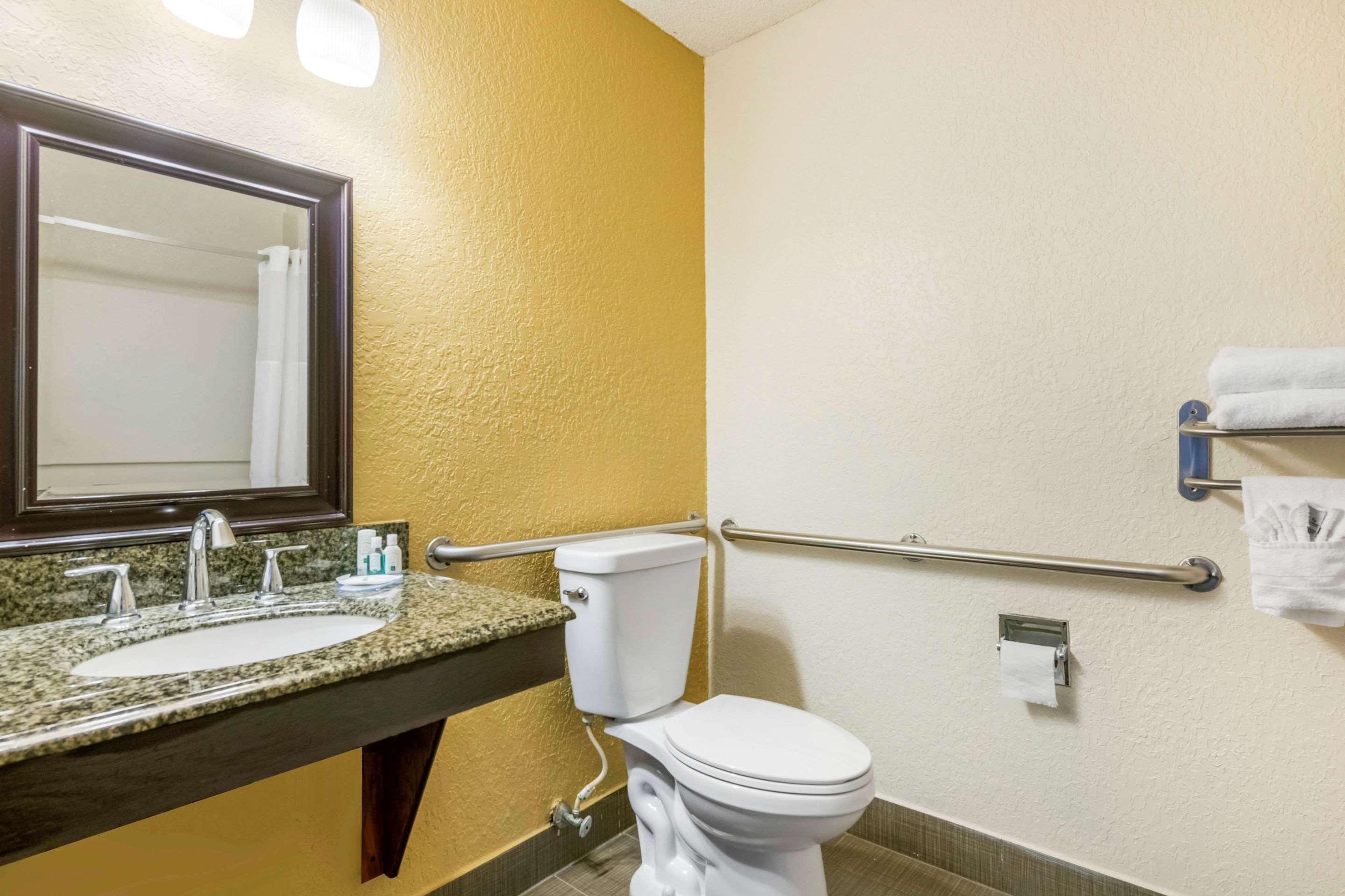 Quality Inn & Suites Leesburg Chain Of Lakes Εξωτερικό φωτογραφία