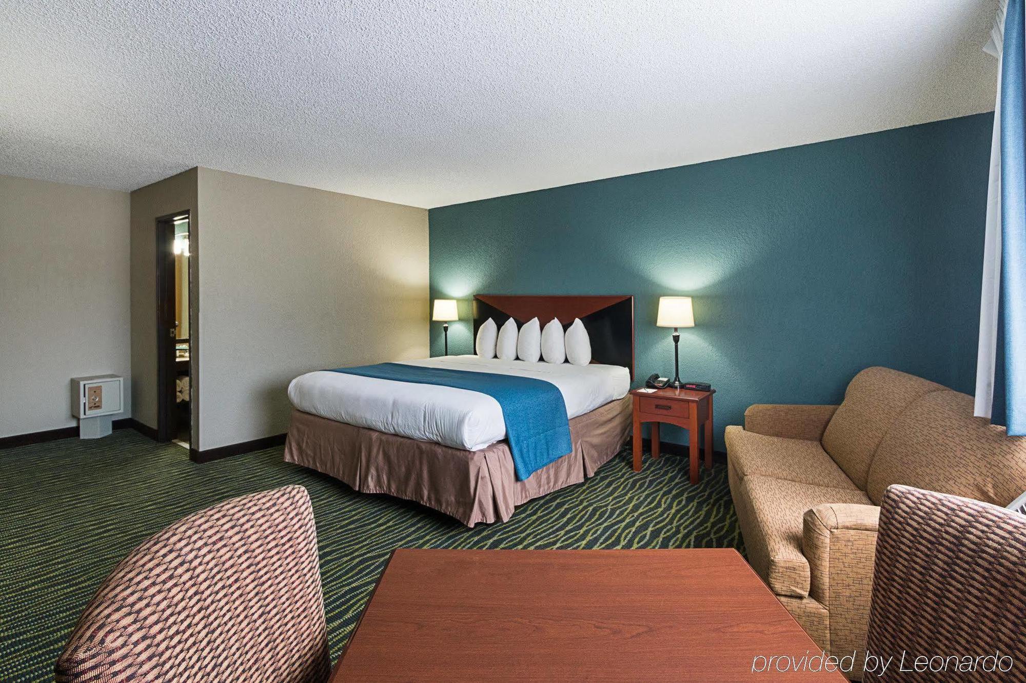 Quality Inn & Suites Leesburg Chain Of Lakes Εξωτερικό φωτογραφία